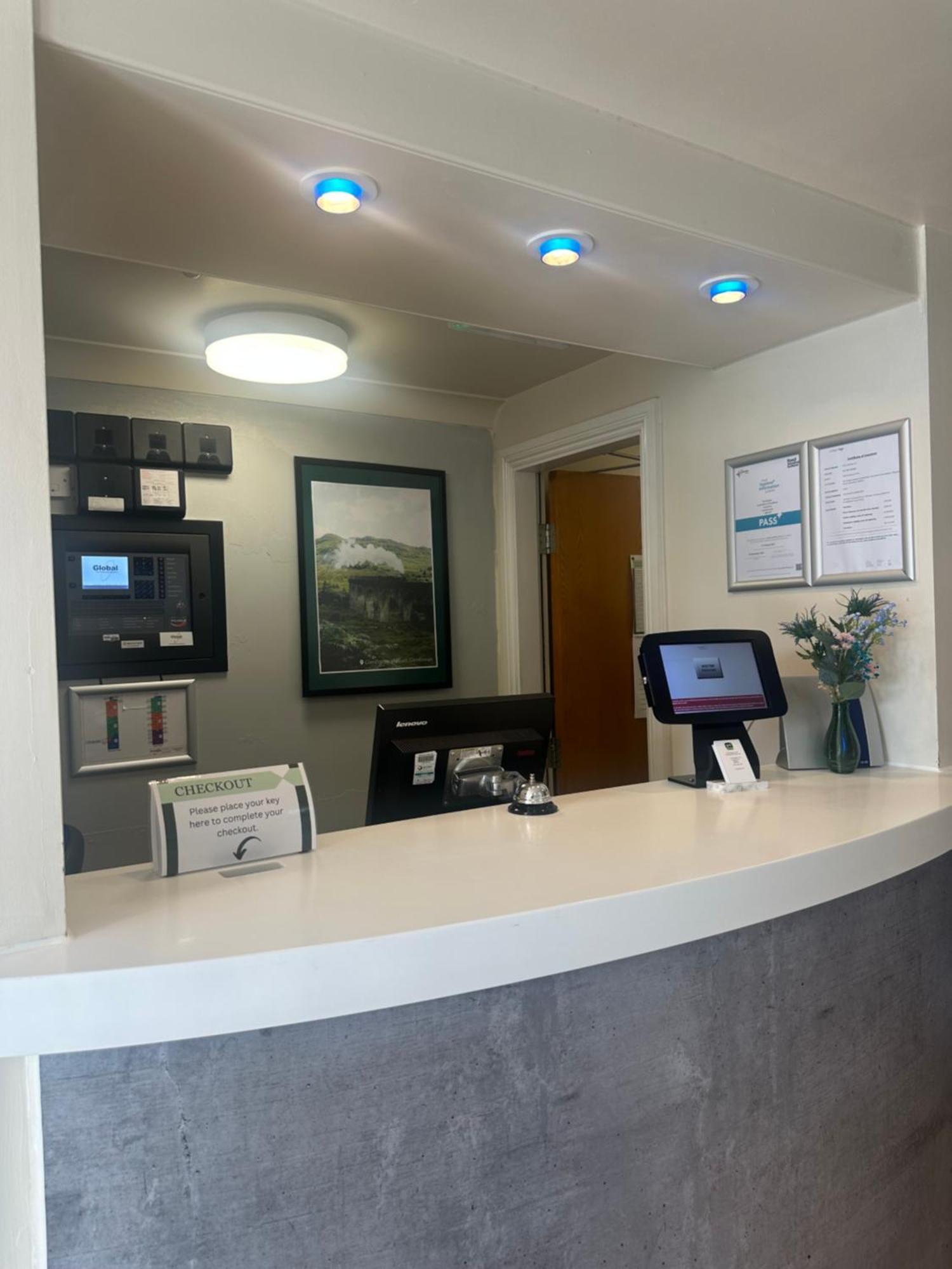 Go2 Glasgow Cumbernauld Hotel - Free Parking And Pet Friendly Esterno foto