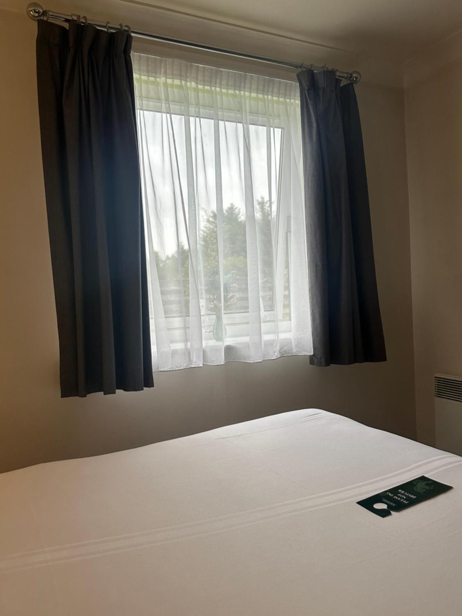 Go2 Glasgow Cumbernauld Hotel - Free Parking And Pet Friendly Esterno foto